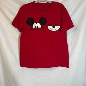 Disney Mickey Mouse Red Graphic T-Shirt Men’s Medium